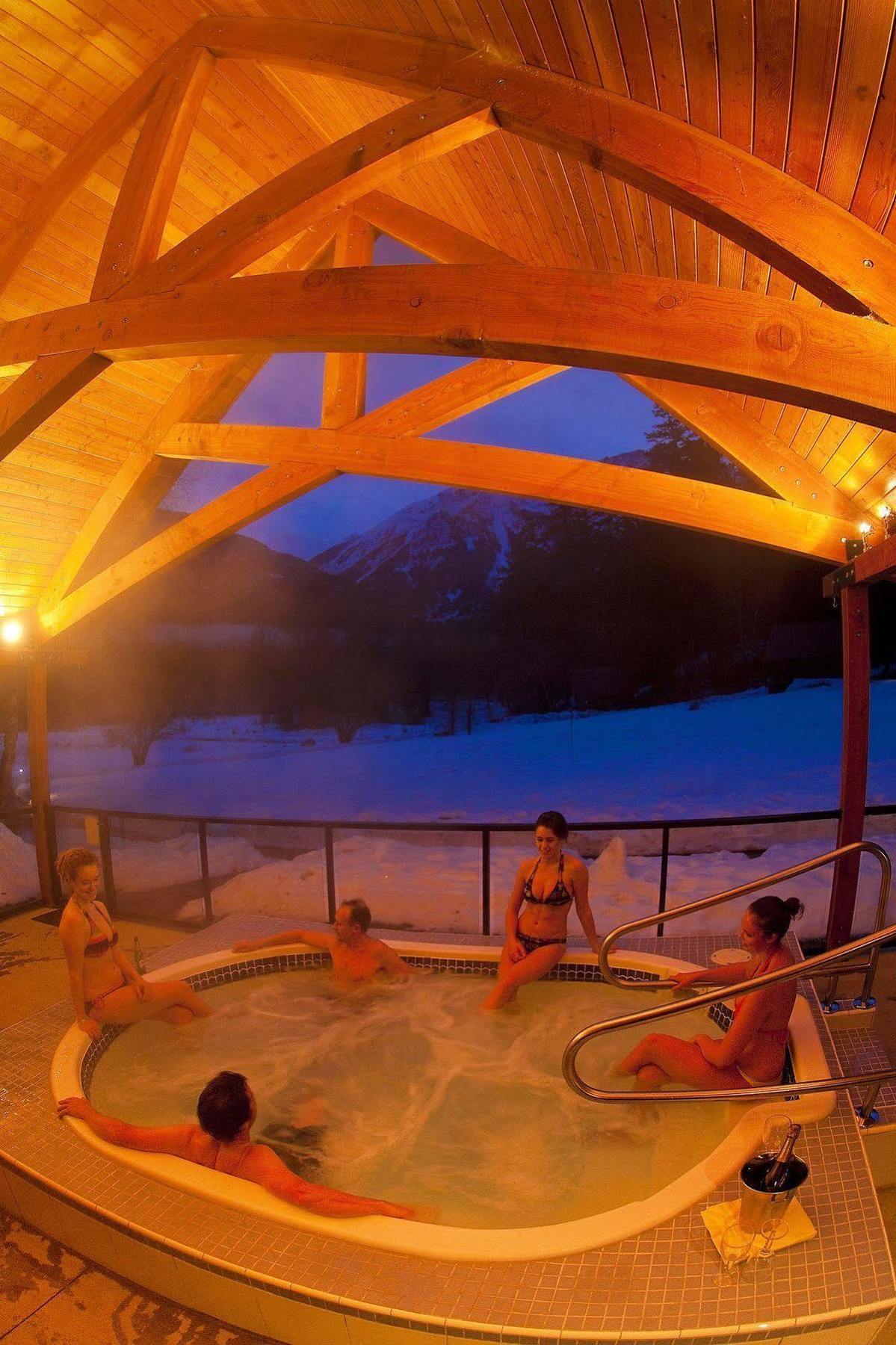 Tweedsmuir Park Lodge Stuie ภายนอก รูปภาพ